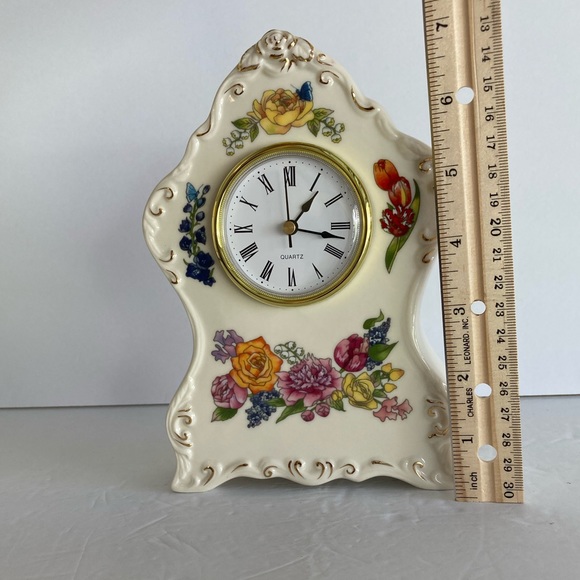 Table clock - Picture 10 of 10